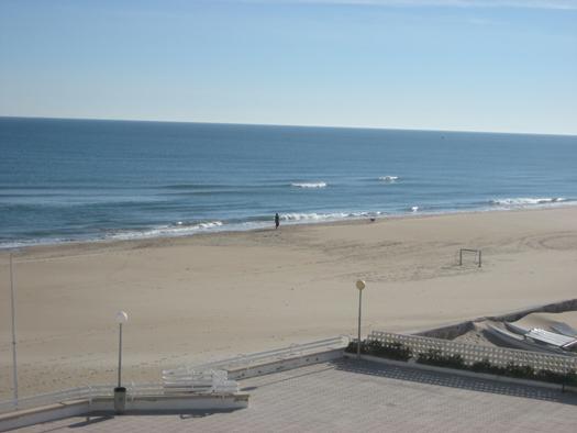 proyectos três: el ANTES de un apartamento en la playa vistas