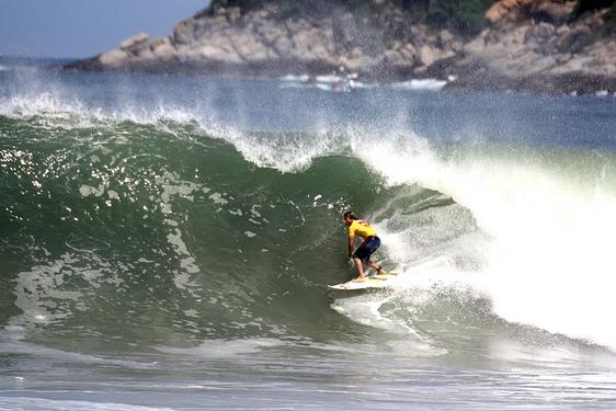 Kiron Jabour  gana el Quiksilver Pro Puerto Escondido 2011