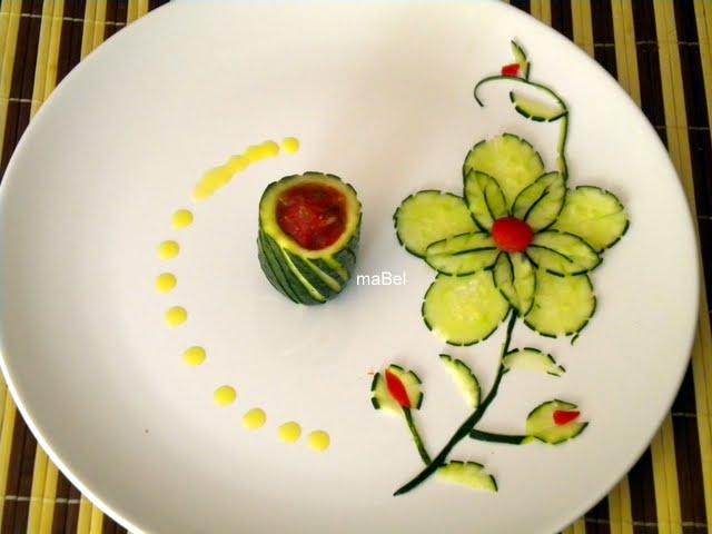 Gazpacho en pepino y flores Gazpacho en pepino y flores