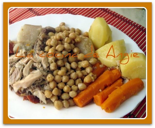 PUCHERO GADITANO PUCHERO GADITANO