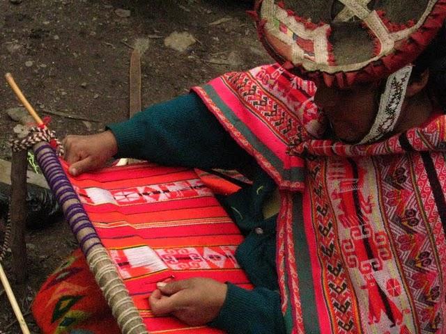 CAMINOS ANCESTRALES II : HACIA WILLOC, TIERRA DE WAYRUROS CAMINOS ANCESTRALES II : HACIA WILLOC, TIERRA DE WAYRUROS