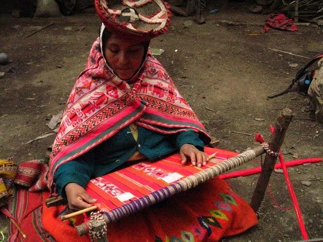 CAMINOS ANCESTRALES II : HACIA WILLOC, TIERRA DE WAYRUROS CAMINOS ANCESTRALES II : HACIA WILLOC, TIERRA DE WAYRUROS