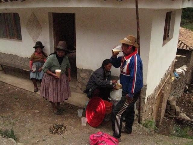 CAMINOS ANCESTRALES II : HACIA WILLOC, TIERRA DE WAYRUROS CAMINOS ANCESTRALES II : HACIA WILLOC, TIERRA DE WAYRUROS