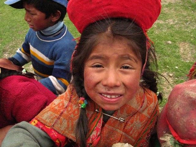 CAMINOS ANCESTRALES II : HACIA WILLOC, TIERRA DE WAYRUROS CAMINOS ANCESTRALES II : HACIA WILLOC, TIERRA DE WAYRUROS