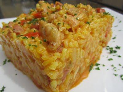 ARROZ AL CHILINDRÓN ARROZ AL CHILINDRÓN
