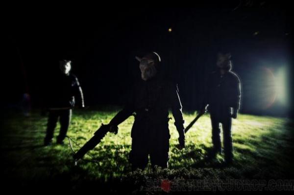 Youre_Next_2 You’re Next, el thriller que invadirá tu casa