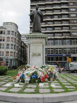 Recordando a Jovellanos: Un apunte sobre la dimensión pública masónica Recordando a Jovellanos: Un apunte sobre la dimensión pública masónica