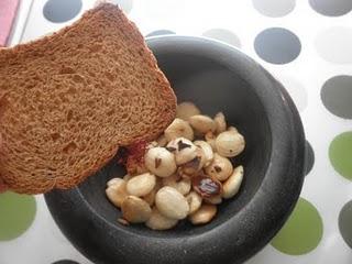 Merluza en salsa de almendras