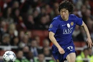 Park Ji-Sung renueva contrato con el Manchester United