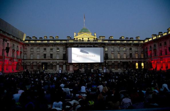 ELENA ANAYA Y SU VESTIDO Pedro Almodovar, Elena Anaya and Grace Jones attend the opening night of Film4 Summer Screen at Somerset House with the UK Premiere 'The Skin I Live'.