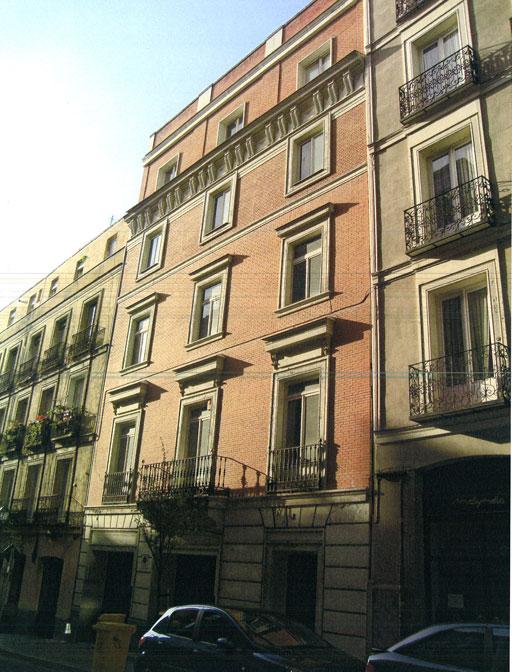Demolición y construcción de un nuevo edificio en Madrid centro