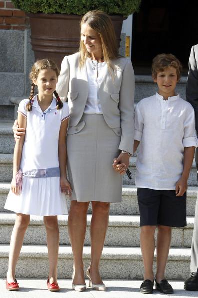 Pope Benedict XVI is seen meeting with the Spanish Royal Family during World Youth Day 2011 celebrations in Madrid. The Pope was treated to a visit to the Zarzuela Palace.