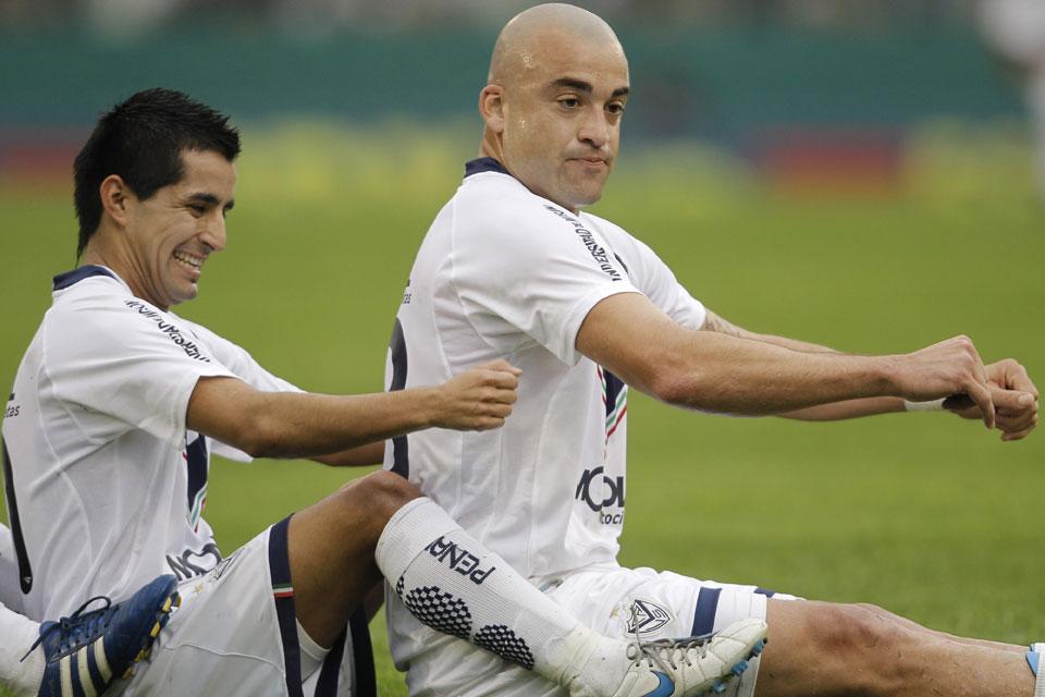 1420389 Las cláusulas trastocan a Vélez