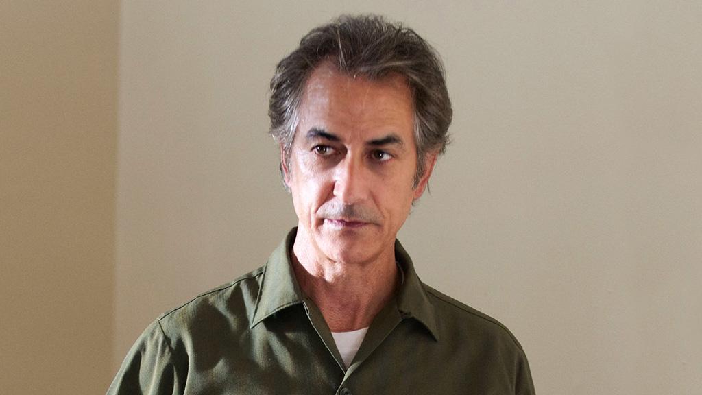 David Strathairn