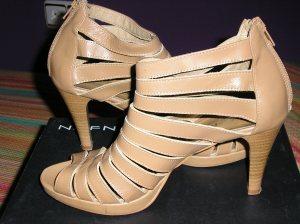 OLYMPUS DIGITAL CAMERA Mis sandalias por internet y cómodas