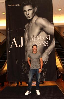 Rafa Nadal presenta la nueva campaña de Armani Jeans en Macys, NY