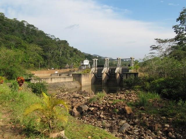 TREKKING EN LA SELVA I: HACIA LAS CATARATAS DEL GERA