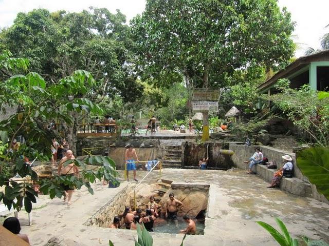 TREKKING EN LA SELVA I: HACIA LAS CATARATAS DEL GERA