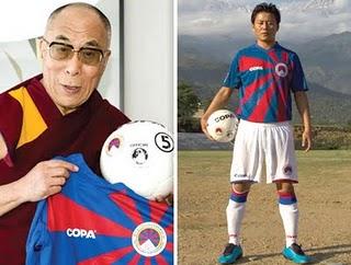 El Tibet ya tiene nuevas camisetas para su equipo de fútbol