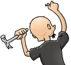 Enderezando cuadros mientras la casa arde Enderezando cuadros mientras la casa arde