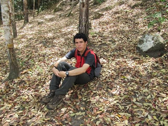 TREKKING EN LA SELVA II: HACIA LA CIMA DEL MORRO DE CALZADA TREKKING EN LA SELVA II: HACIA LA CIMA DEL MORRO DE CALZADA