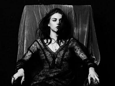 Chicas: Frances Bean Cobain