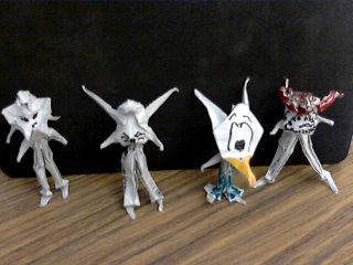 Usar pegamento, tijeras, pintura, ¿o no?... esa es la cuestión. Usar pegamento, tijeras, pintura, ¿o no?... esa es la cuestión.