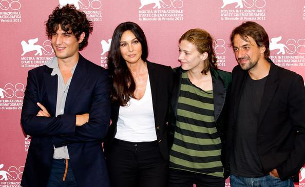 Monica Bellucci Louis Garrel, Monica Bellucci, Celine Sallette and Jerome Robart pose at the 'Un Ete Brulant' photocall at the Palazzo del Cinema during the 68th Venice Film Festival on September 2, 2011 in Venice, Italy.