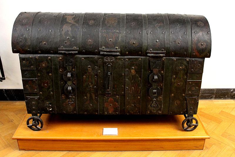 Baúl alemán del año 1597 El packaging a través de la historia: Renacimiento (IX)