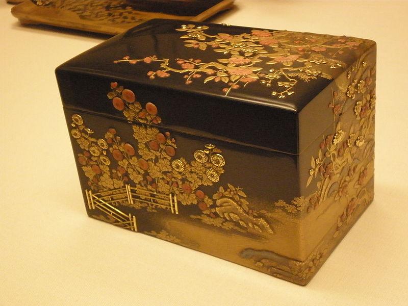 Caja para guardar utensilios para el incienso El packaging a través de la historia: Antiguo Lejano Oriente (VII)