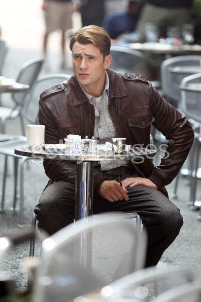 Stan Lee en el set de Los Vengadores Stan Lee en el set de Los Vengadores