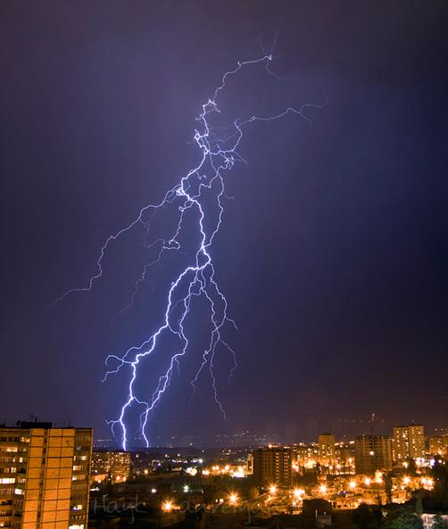 Tormenta eléctrica