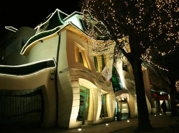 LAS CASAS MAS SORPRENDENTES…(fotos) LAS CASAS MAS SORPRENDENTES…(fotos)