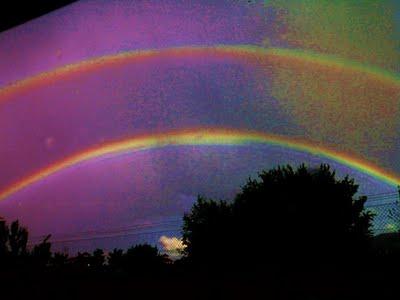 Tormenta de verano y doble arco iris: