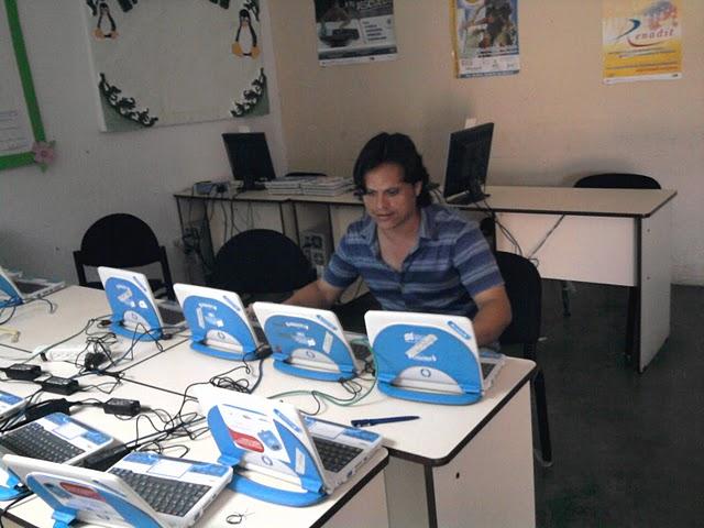 Continua con exito Continua con exito