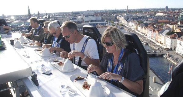 Cena en las alturas con Eventline Sky Dinner Barcelona