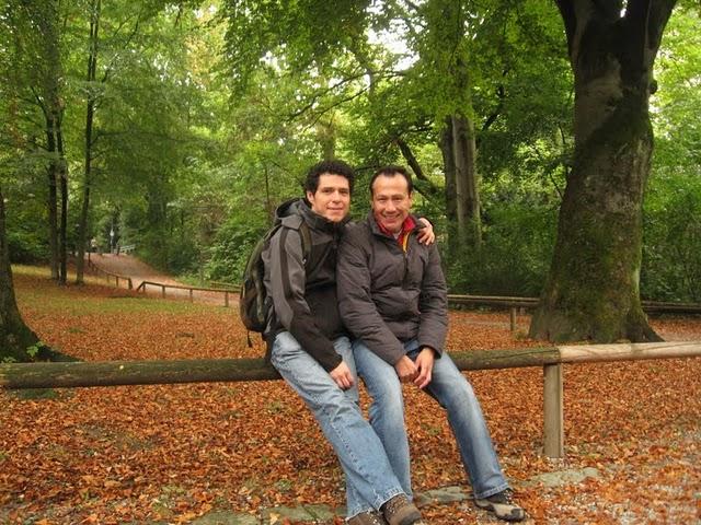 CALLEJEANDO EN MUNICH 2 : EL ISAR, MAX-JOSEPH PLATZ Y EL PALACIO RESIDENZ CALLEJEANDO EN MUNICH 2 : EL ISAR, MAX-JOSEPH PLATZ Y EL PALACIO RESIDENZ