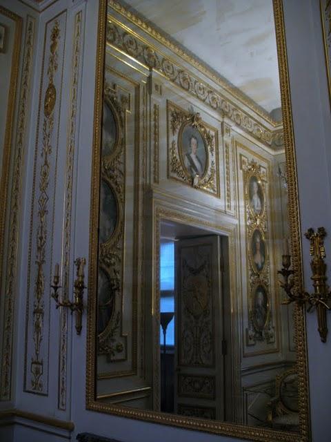 CALLEJEANDO EN MUNICH 2 : EL ISAR, MAX-JOSEPH PLATZ Y EL PALACIO RESIDENZ CALLEJEANDO EN MUNICH 2 : EL ISAR, MAX-JOSEPH PLATZ Y EL PALACIO RESIDENZ