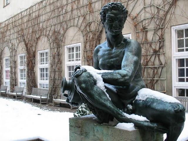 CALLEJEANDO EN MUNICH 2 : EL ISAR, MAX-JOSEPH PLATZ Y EL PALACIO RESIDENZ CALLEJEANDO EN MUNICH 2 : EL ISAR, MAX-JOSEPH PLATZ Y EL PALACIO RESIDENZ