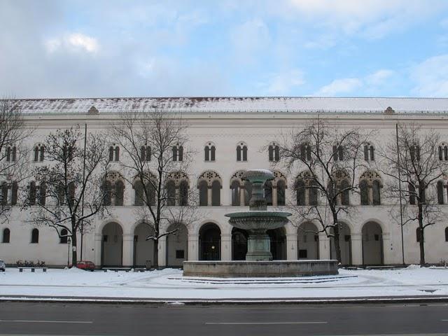 CALLEJEANDO EN MUNICH 3: EL HOFGARTEN, LA AVENIDA LUDWIGSTRASSE Y EL INCREIBLE BARRIO DE SCHAWBING