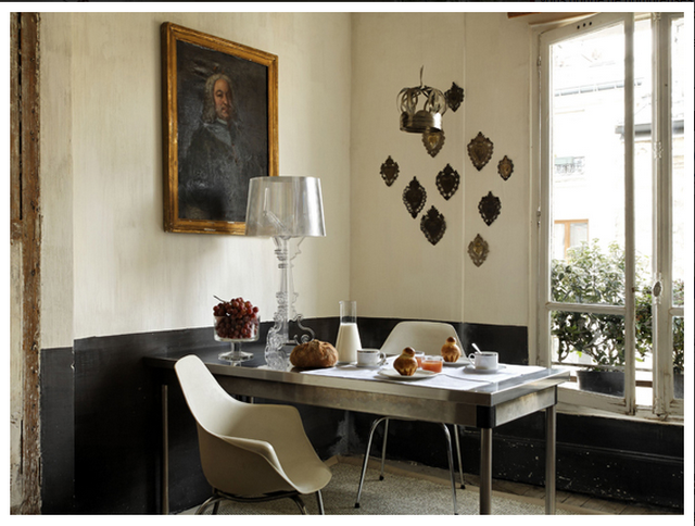 Decoración moderna con retratos antiguos Decoración moderna con retratos antiguos