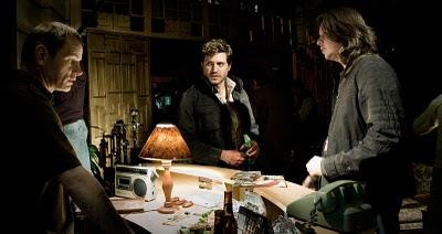 Saluda al diablo de mi parte (2011) Con las manos sucias Saluda al diablo de mi parte (2011) Con las manos sucias