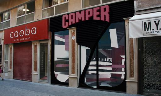 A-cero presenta el proyecto de reforma para una tienda Camper en Granada