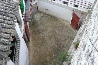 ¿QUIÉN LIMPIA LA PLAZA DE TOROS DE PRIEGO? ¿QUIÉN LIMPIA LA PLAZA DE TOROS DE PRIEGO?