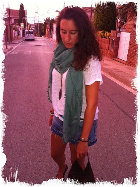 ...DESPIDIENDO EL VERANO CON TOQUES DE OTOÑO ... ...DESPIDIENDO EL VERANO CON TOQUES DE OTOÑO ...