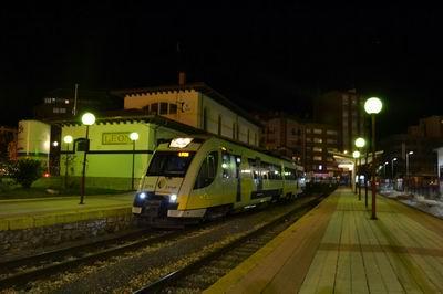 Los trenes de Feve abandonan León. Volverán los tranvías y tren-tran