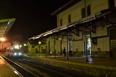 Los trenes de Feve abandonan León. Volverán los tranvías y tren-tran