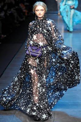 Este otoño conviértete en una estrella con Dolce & Gabbana. Este otoño conviértete en una estrella con Dolce & Gabbana.