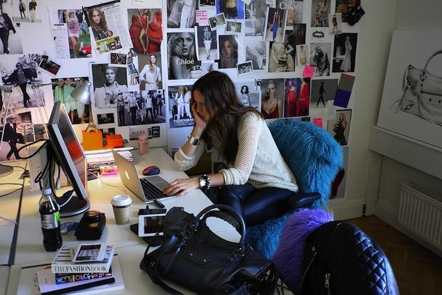 INDITEX IS ON THE NET INDITEX IS ON THE NET