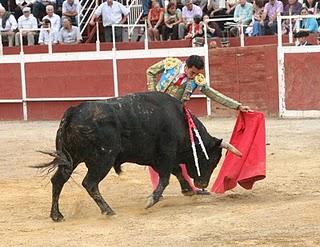 ANDRÉS LUIS DORADO PIDE PASO A BASE DE MUCHO OFICIO ANDRÉS LUIS DORADO PIDE PASO A BASE DE MUCHO OFICIO